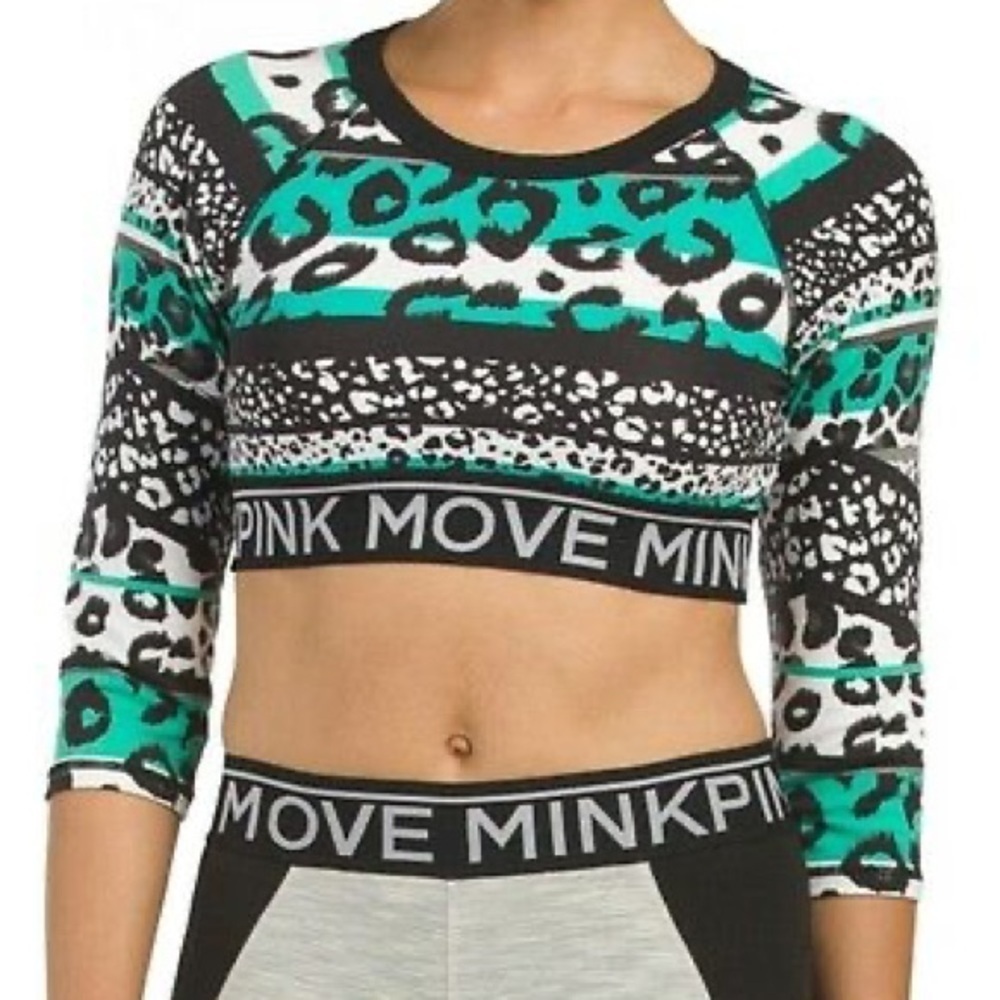 MINKPINK MOVE Crop Top Workout Fierce 3/4 Sleeve Leopard Anti-Wicking Medium